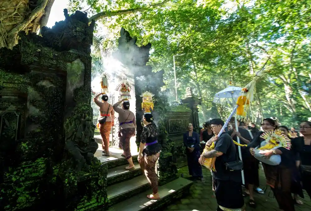 Temple - Religion